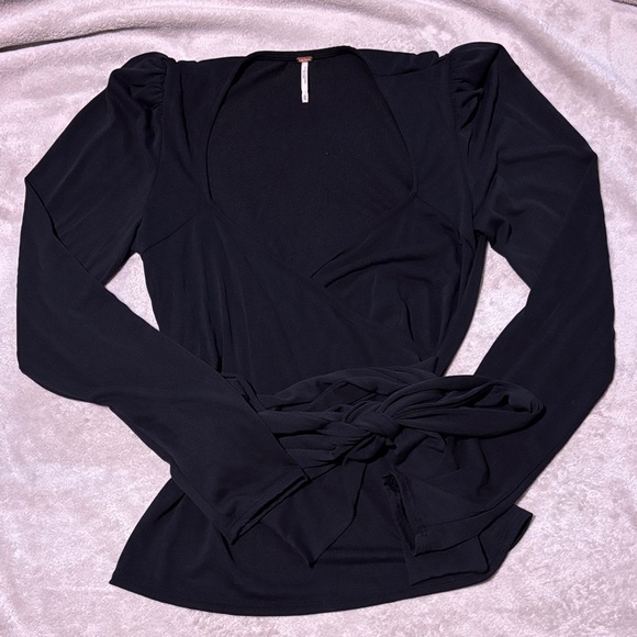 Free People Tops - Free People… Black Faux Wrap Puff Sleeve Top W Long Sash… NWOT… Sz Medium
